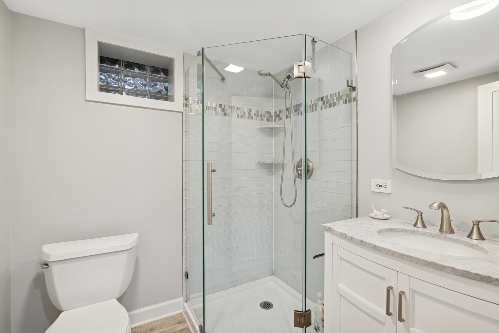 840 S Ardmore Avenue, Villa Park, IL 60181