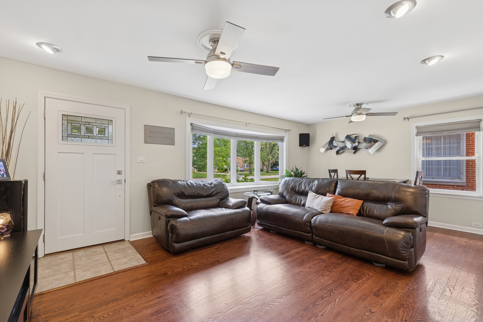 840 S Ardmore Avenue, Villa Park, IL 60181