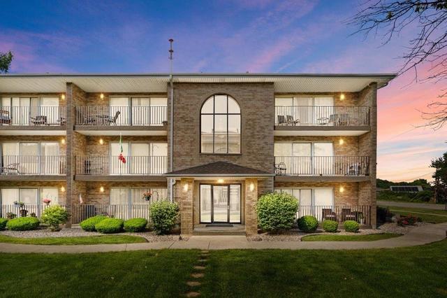 10238 Southwest Highway #1B, Chicago Ridge, IL 60415