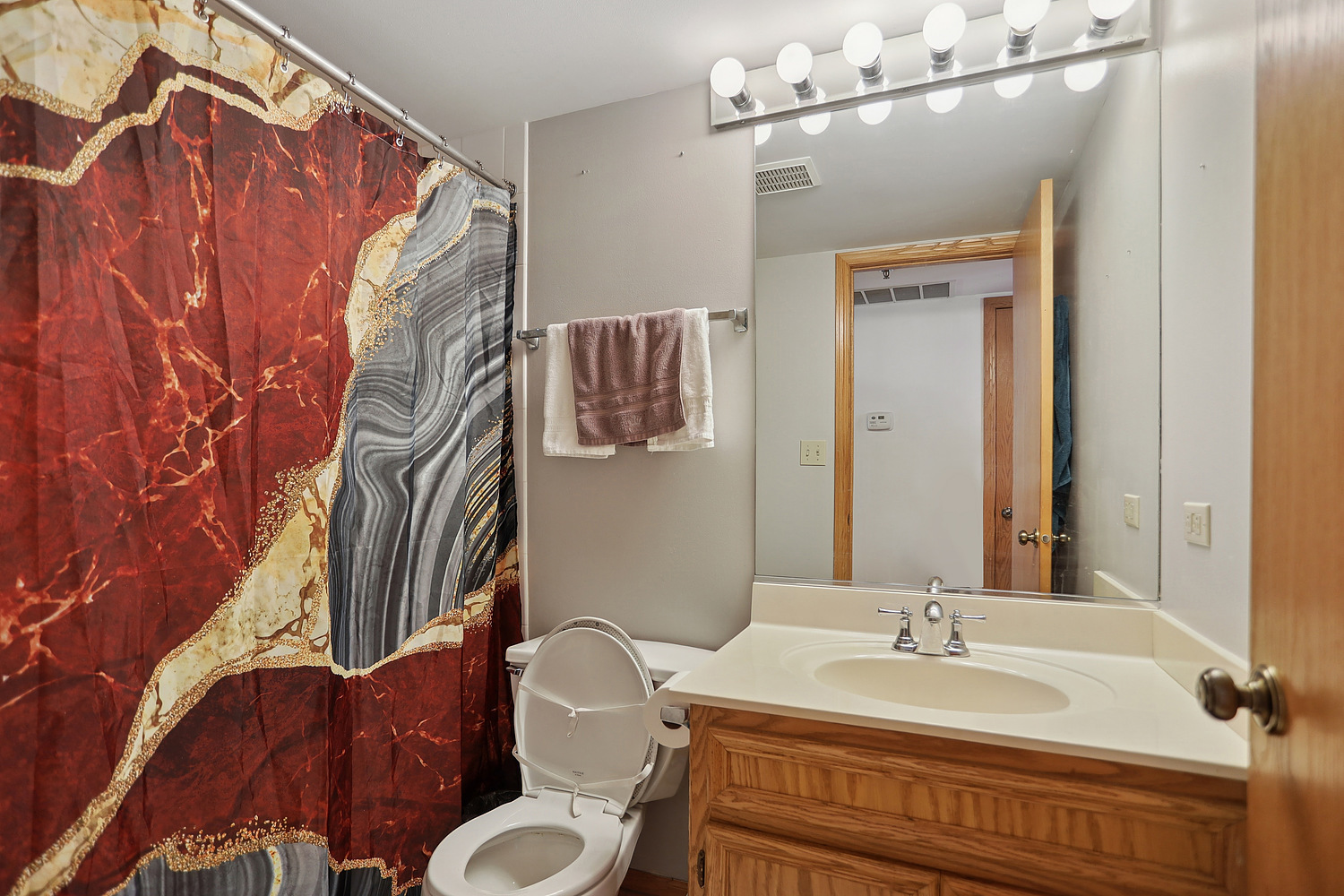 10238 Southwest Highway #1B, Chicago Ridge, IL 60415