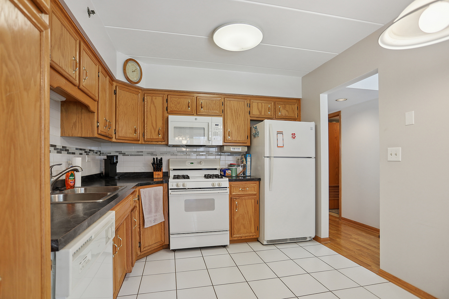 10238 Southwest Highway #1B, Chicago Ridge, IL 60415