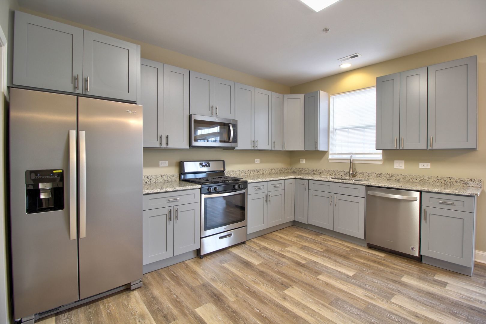 2259 Beresford Drive #2259, Yorkville, IL 60560
