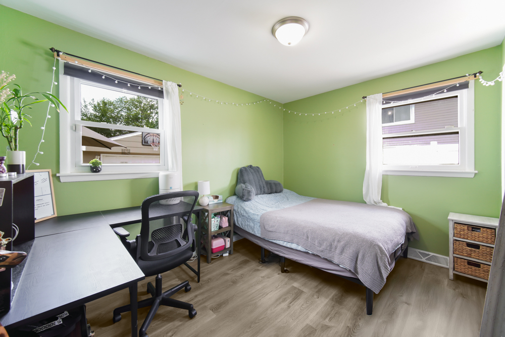 16014 Laramie Avenue, Oak Forest, IL 60452