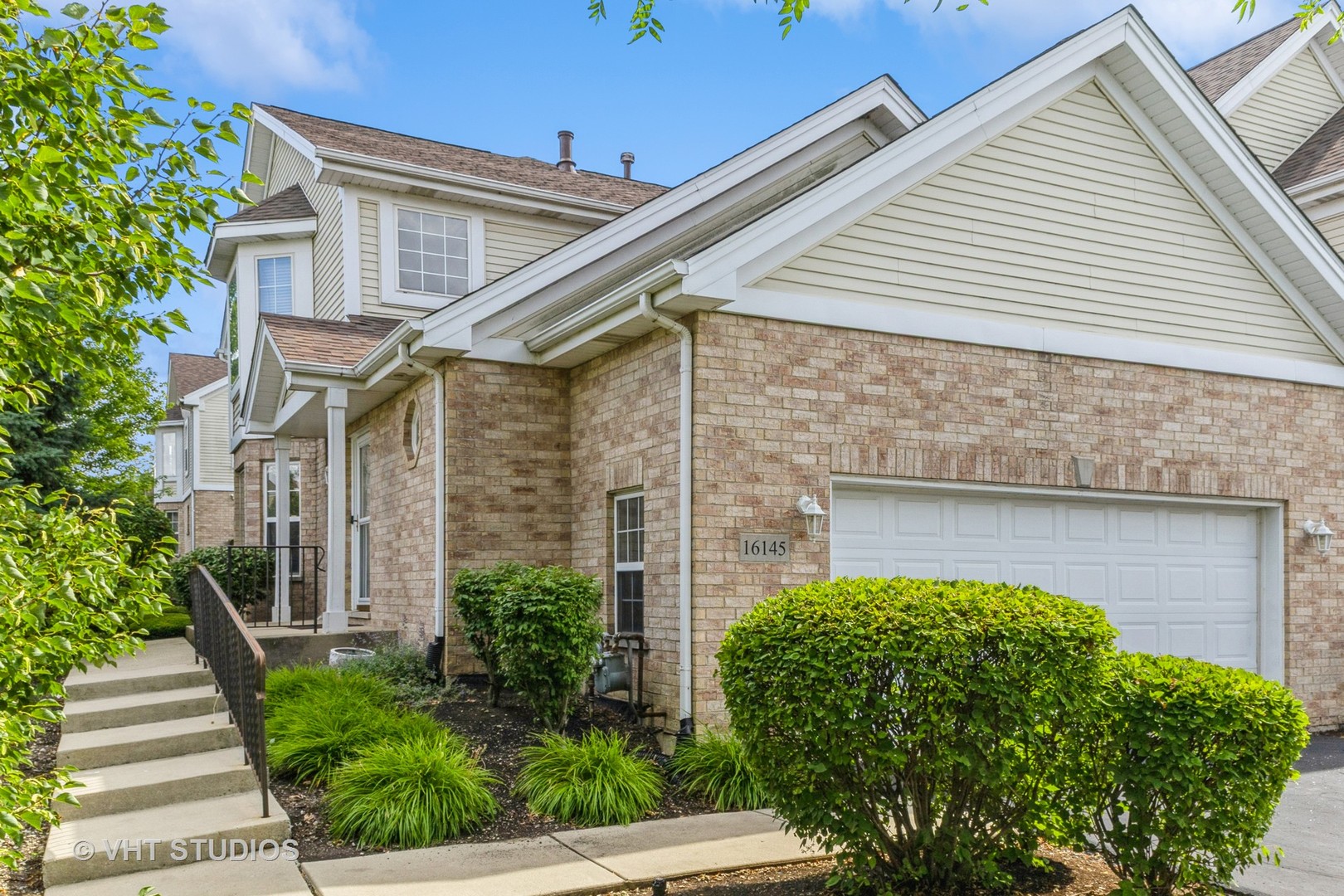 16145 Hackney Drive, Orland Park, IL 60467