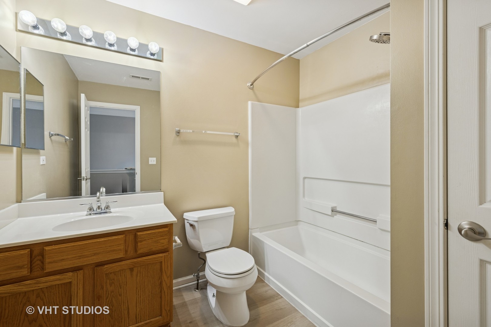 1412 Doolittle Lane, Grayslake, IL 60030
