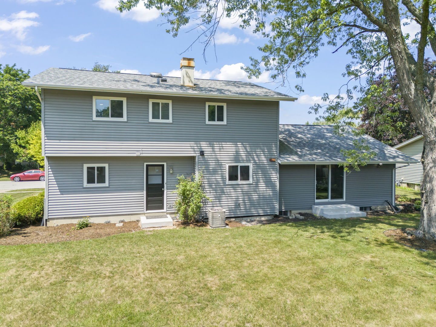 517 N Winston Drive, Palatine, IL 60074