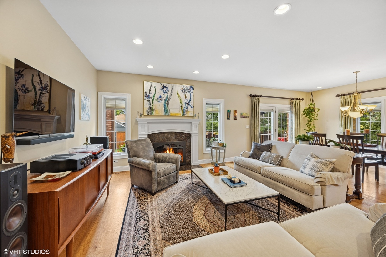 1106 S Kensington Avenue, La Grange, IL 60525