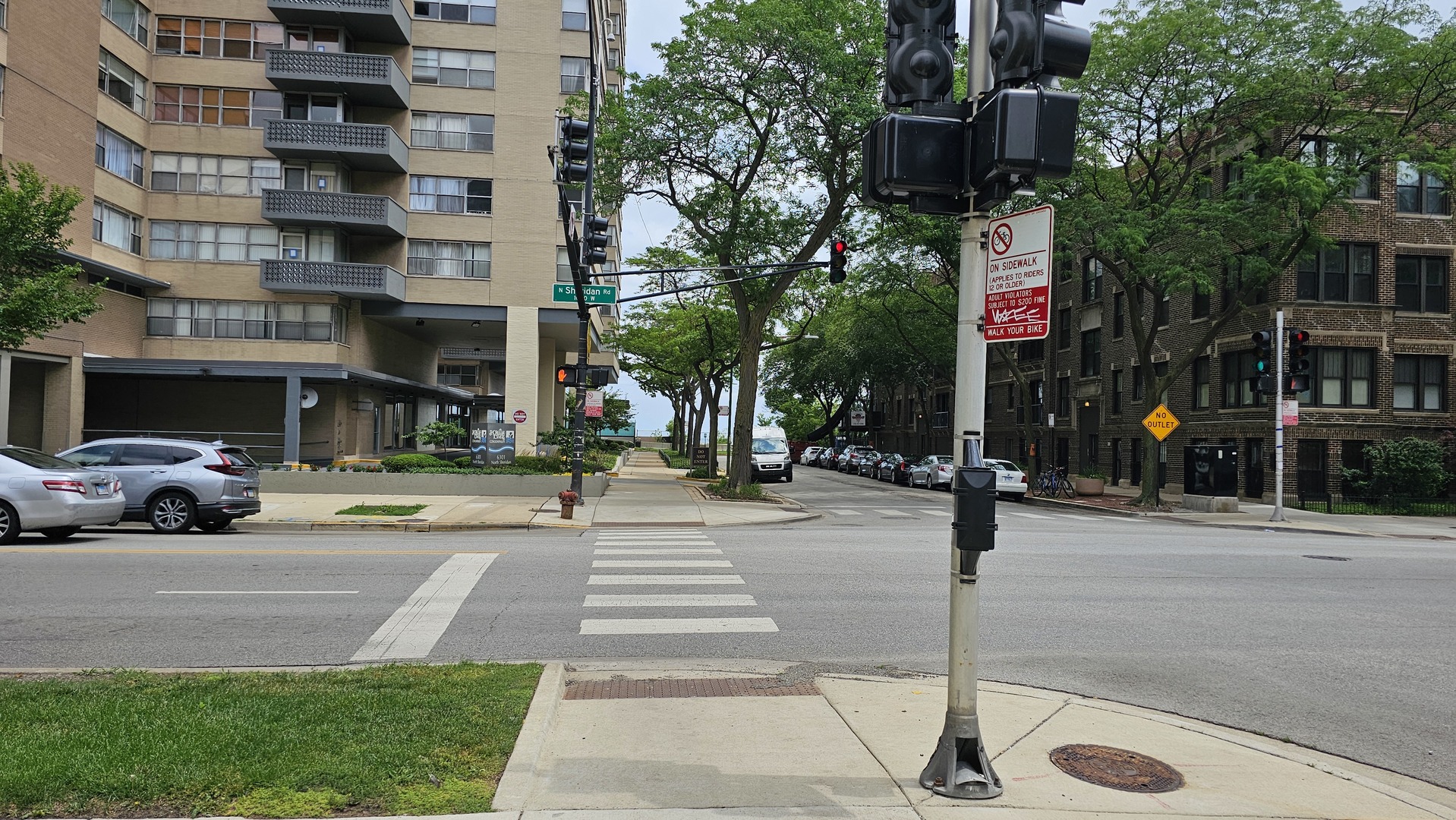 6300 N Sheridan Road #107, Chicago, IL 60660