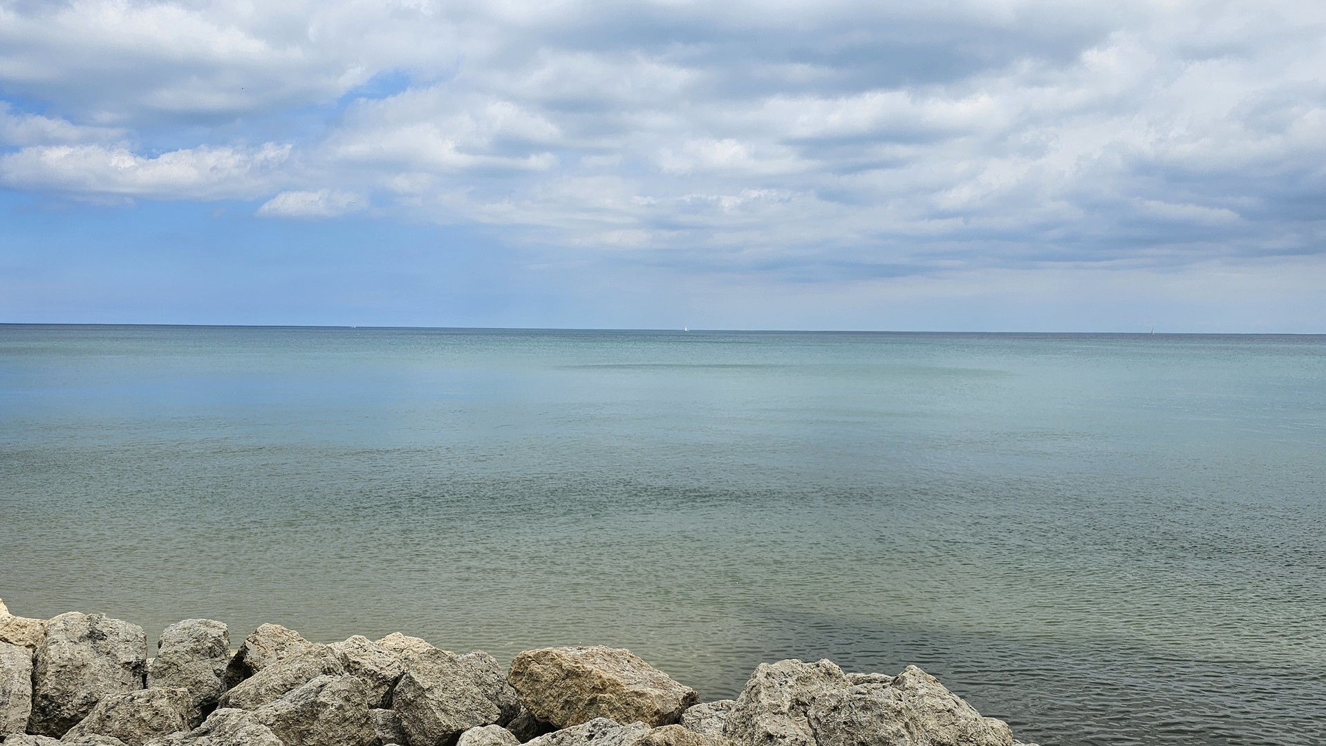 6300 N Sheridan Road #107, Chicago, IL 60660