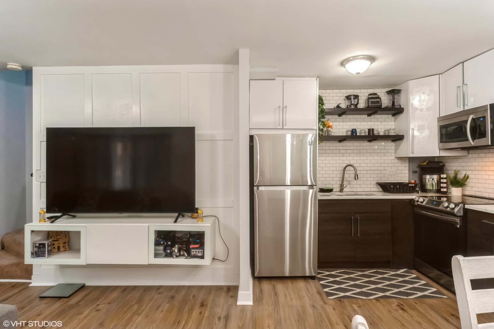 2508 Algonquin Road #3, Rolling Meadows, IL 60008