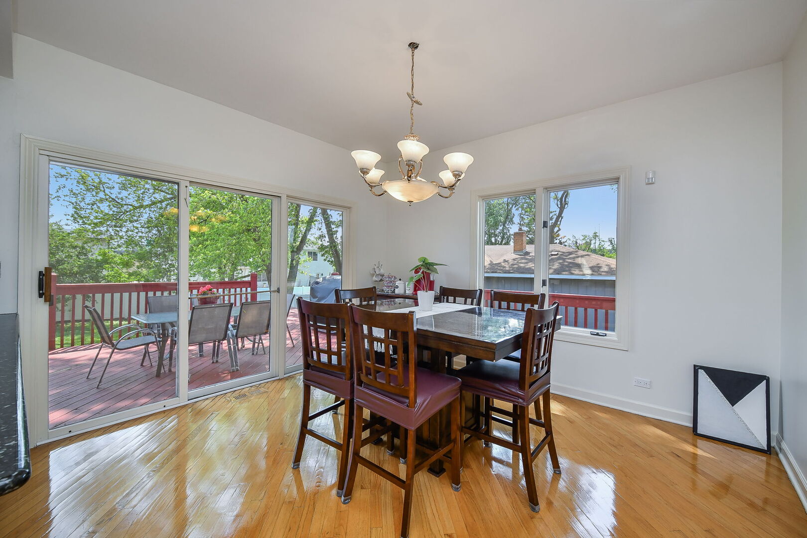 5N311 Lloyd Avenue, Itasca, IL 60143