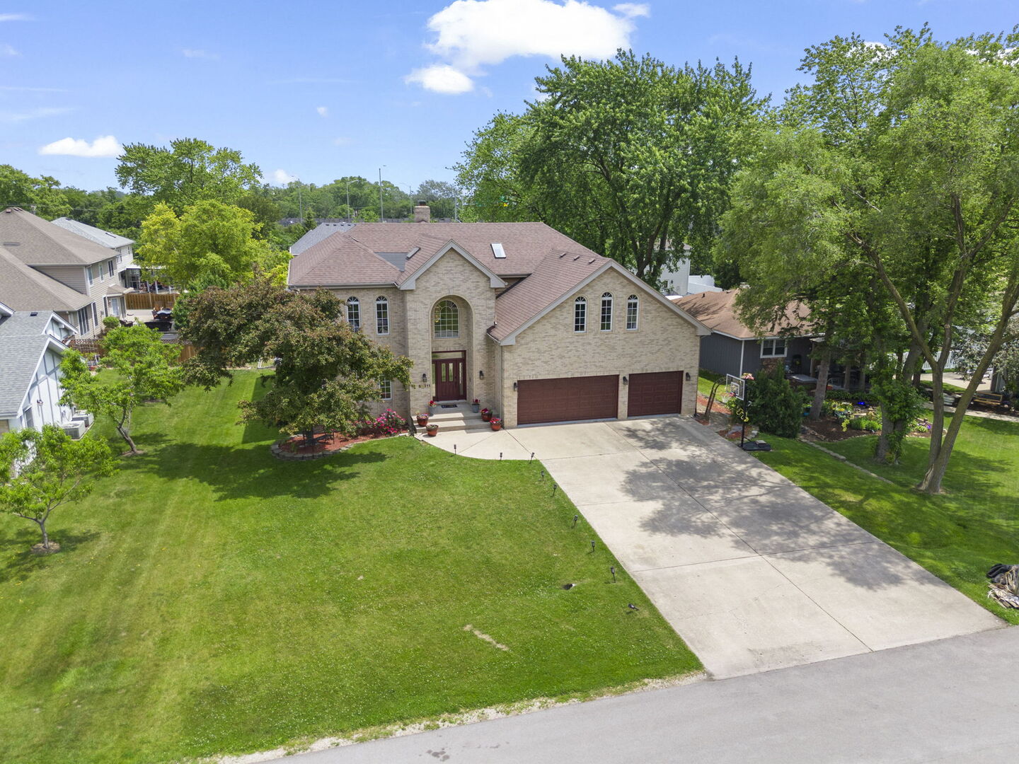 5N311 Lloyd Avenue, Itasca, IL 60143