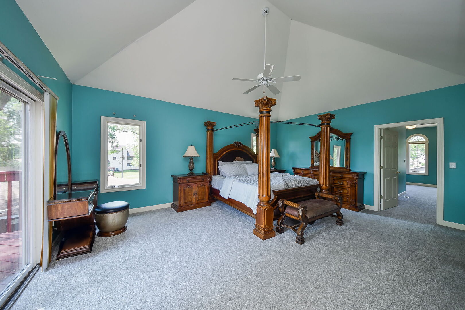 5N311 Lloyd Avenue, Itasca, IL 60143