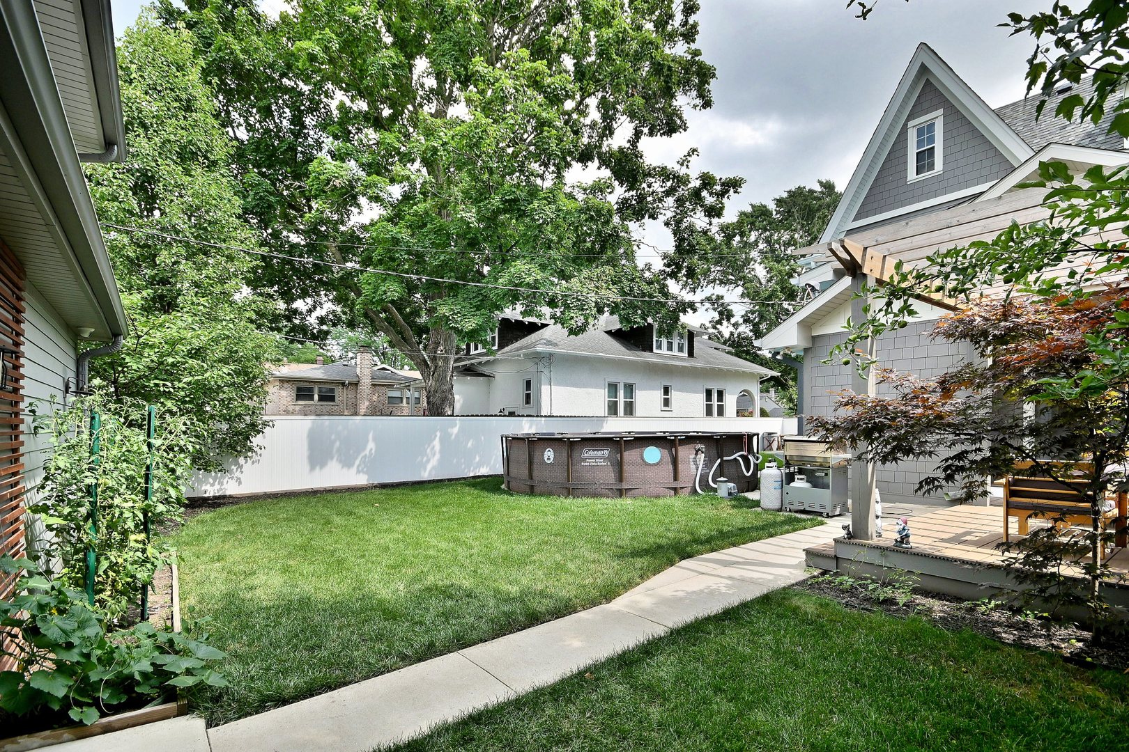 1364 E Algonquin Road, Des Plaines, IL 60016