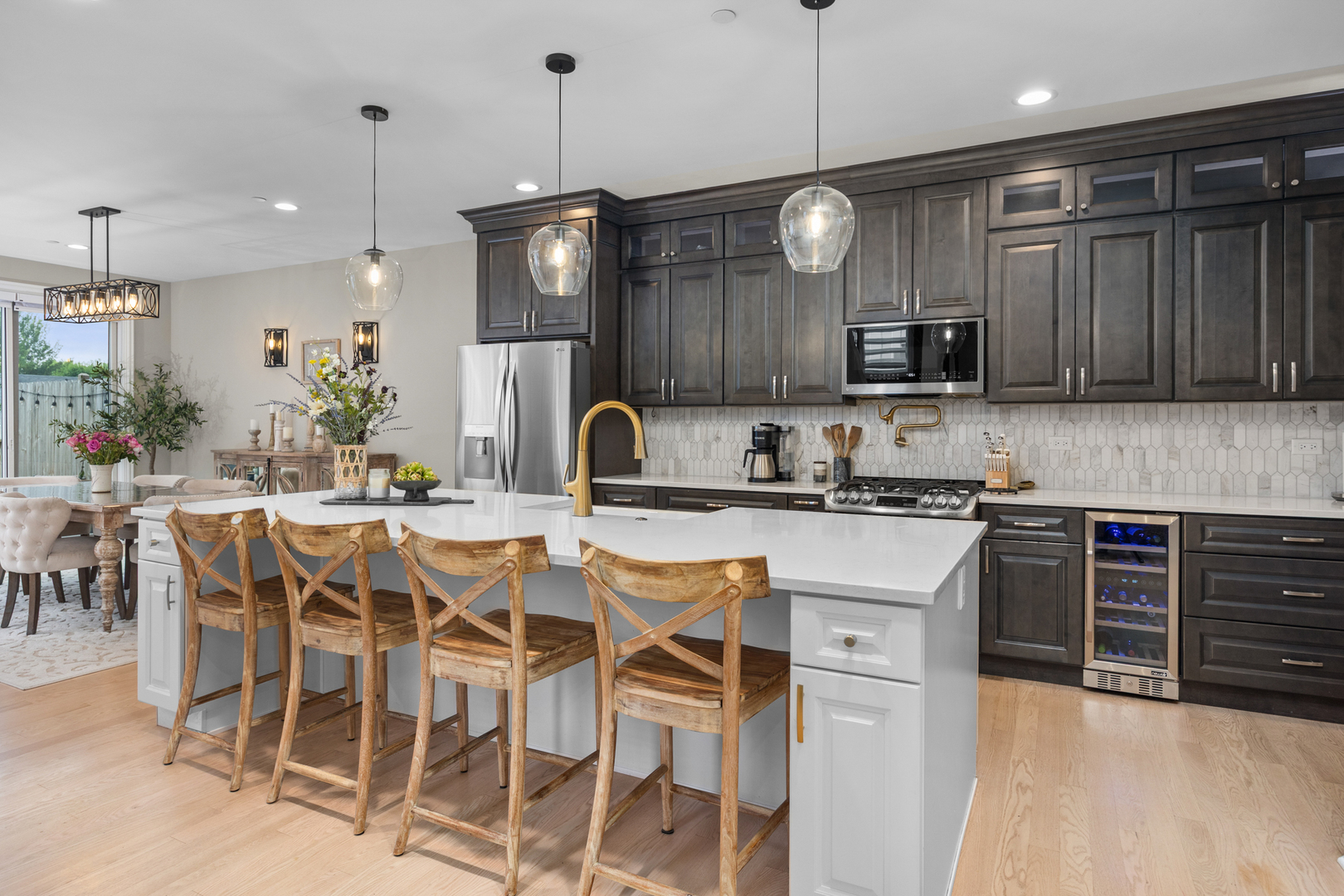 1031 Dakota Drive, Elk Grove Village, IL 60007
