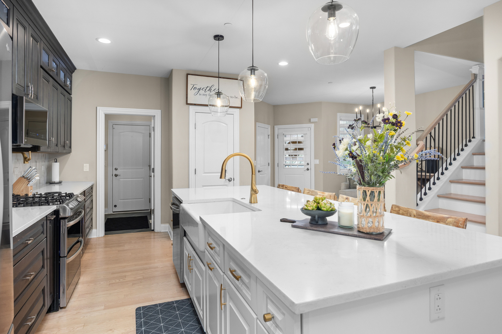 1031 Dakota Drive, Elk Grove Village, IL 60007