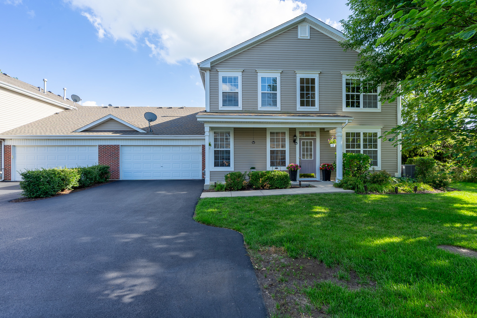288 Whitfield Drive #B, Sugar Grove, IL 60554