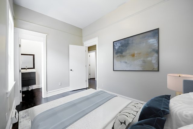 1560 E 93rd Street, Chicago, IL 60619