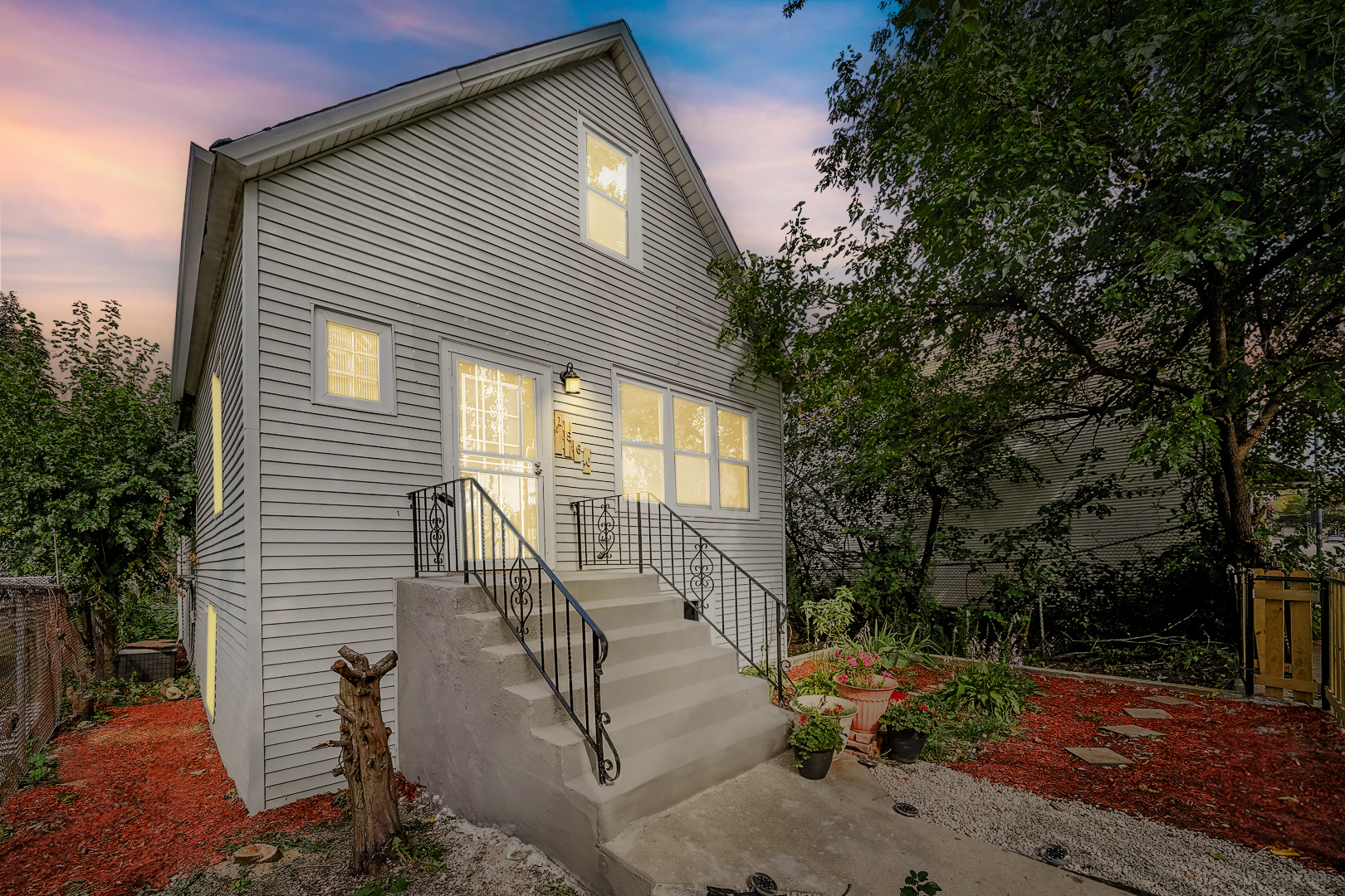 1560 E 93rd Street, Chicago, IL 60619