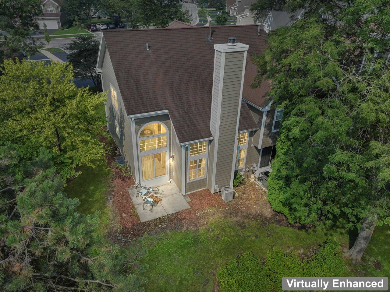 615 Kingsbridge Drive, Carol Stream, IL 60188