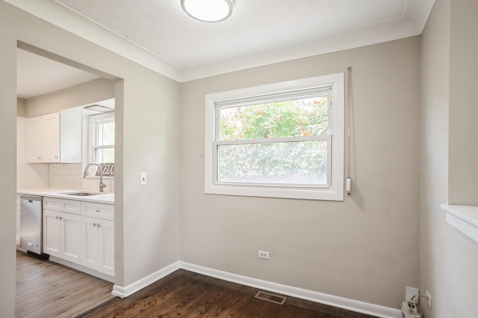 441 E Berteau Avenue, Elmhurst, IL 60126