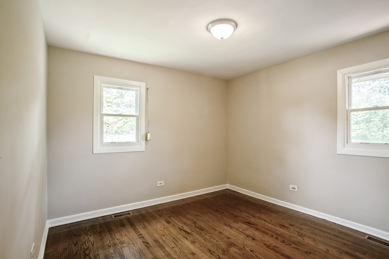 441 E Berteau Avenue, Elmhurst, IL 60126