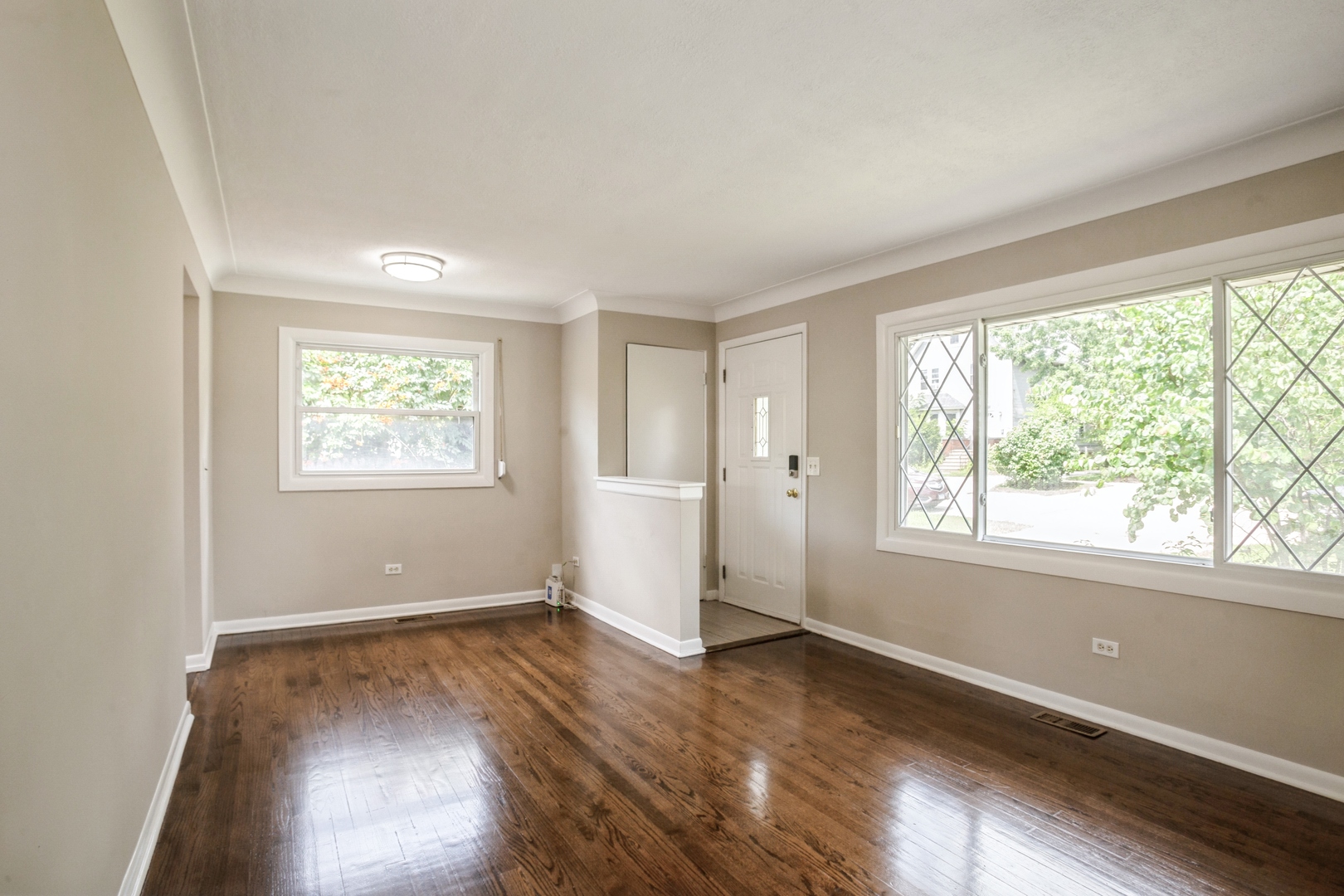 441 E Berteau Avenue, Elmhurst, IL 60126