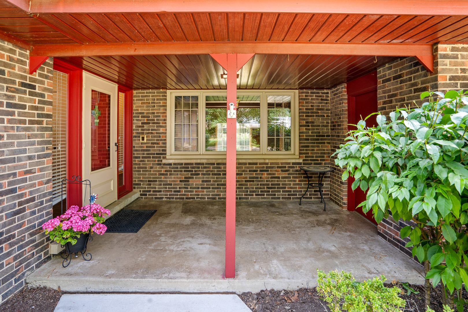 1820 Clover Road, Northbrook, IL 60062