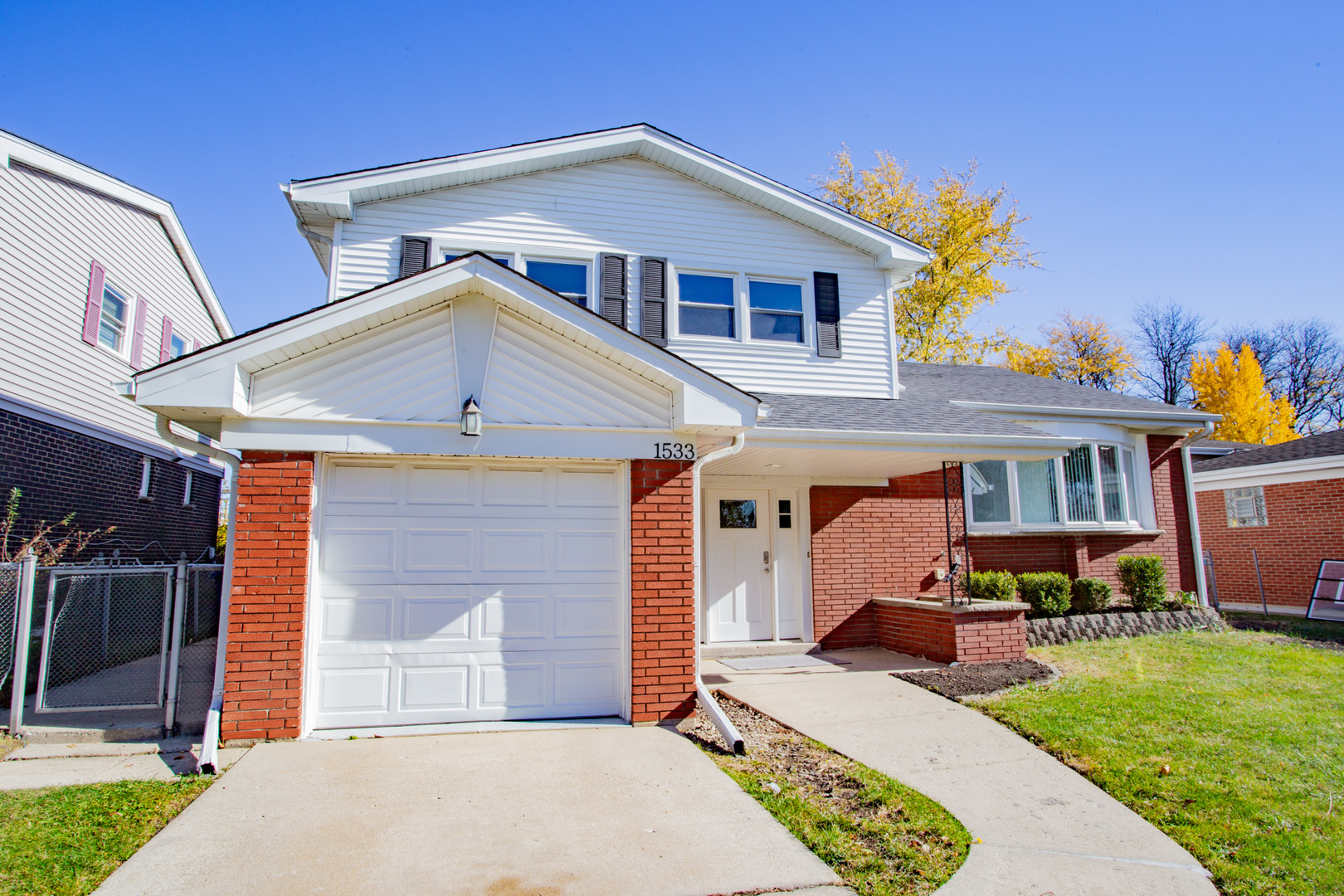 1533 Webster Lane, Des Plaines, IL 60018