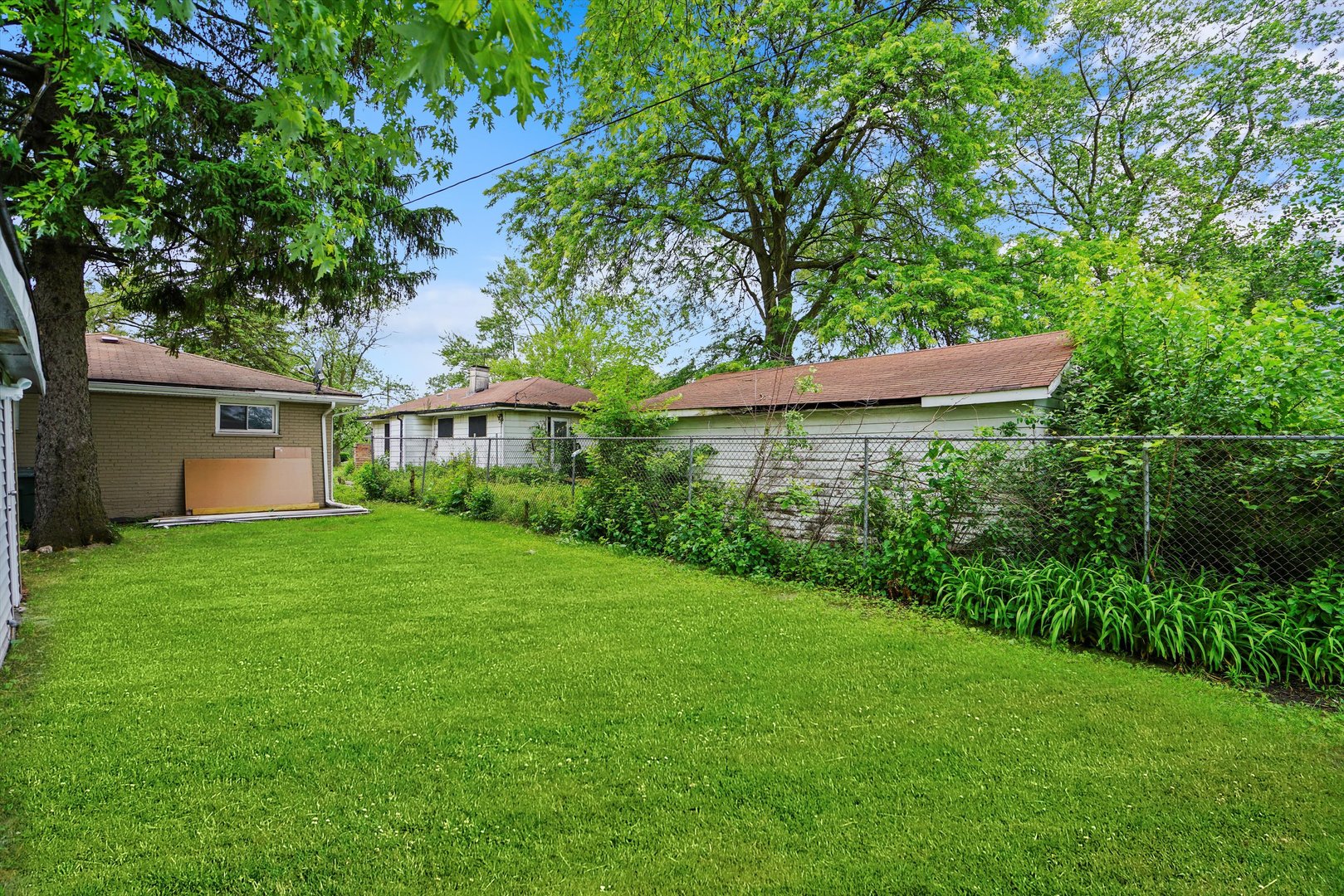16125 Marshfield Avenue, Markham, IL 60428