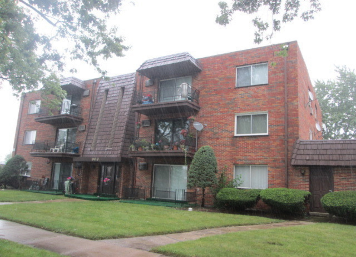 903 Elder Road #10, Homewood, IL 60430