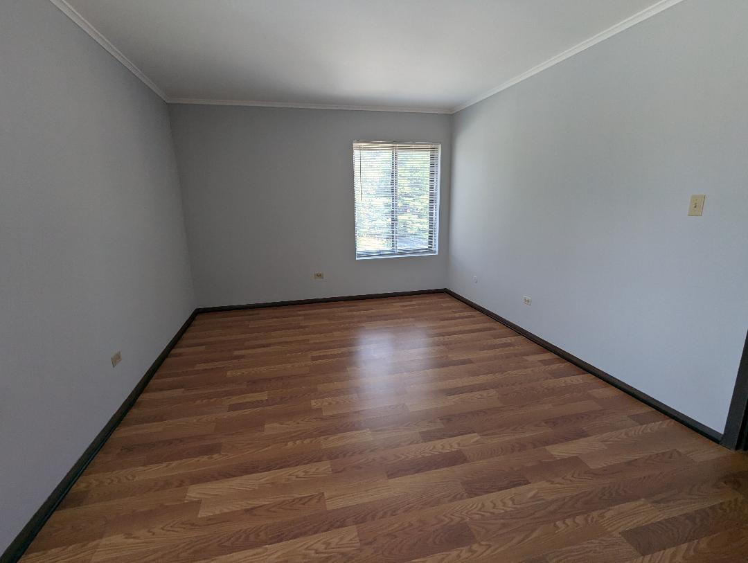 6151 Knoll Wood Road #306, Willowbrook, IL 60527