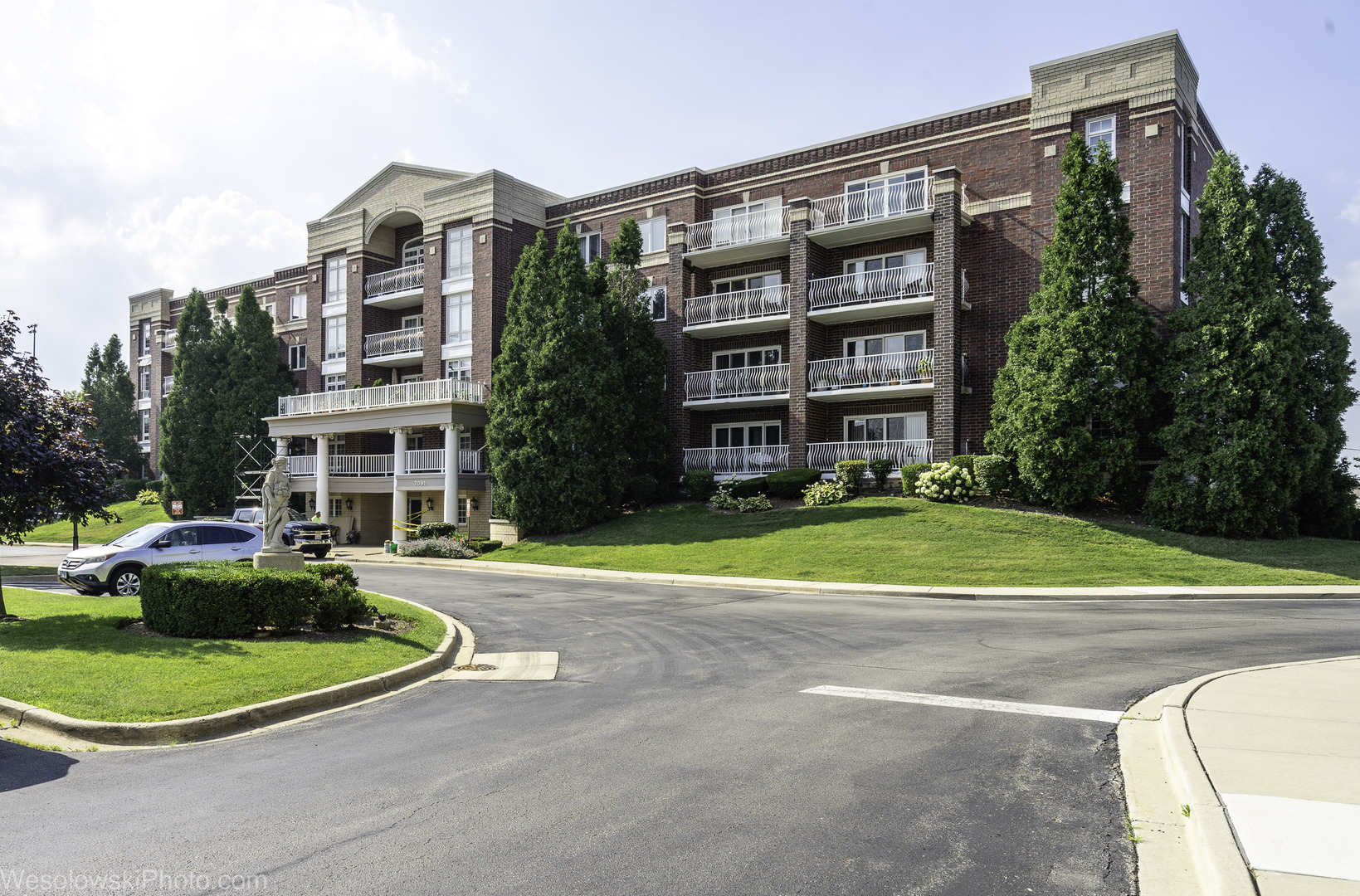 7091 W Touhy Avenue #505, Niles, IL 60714