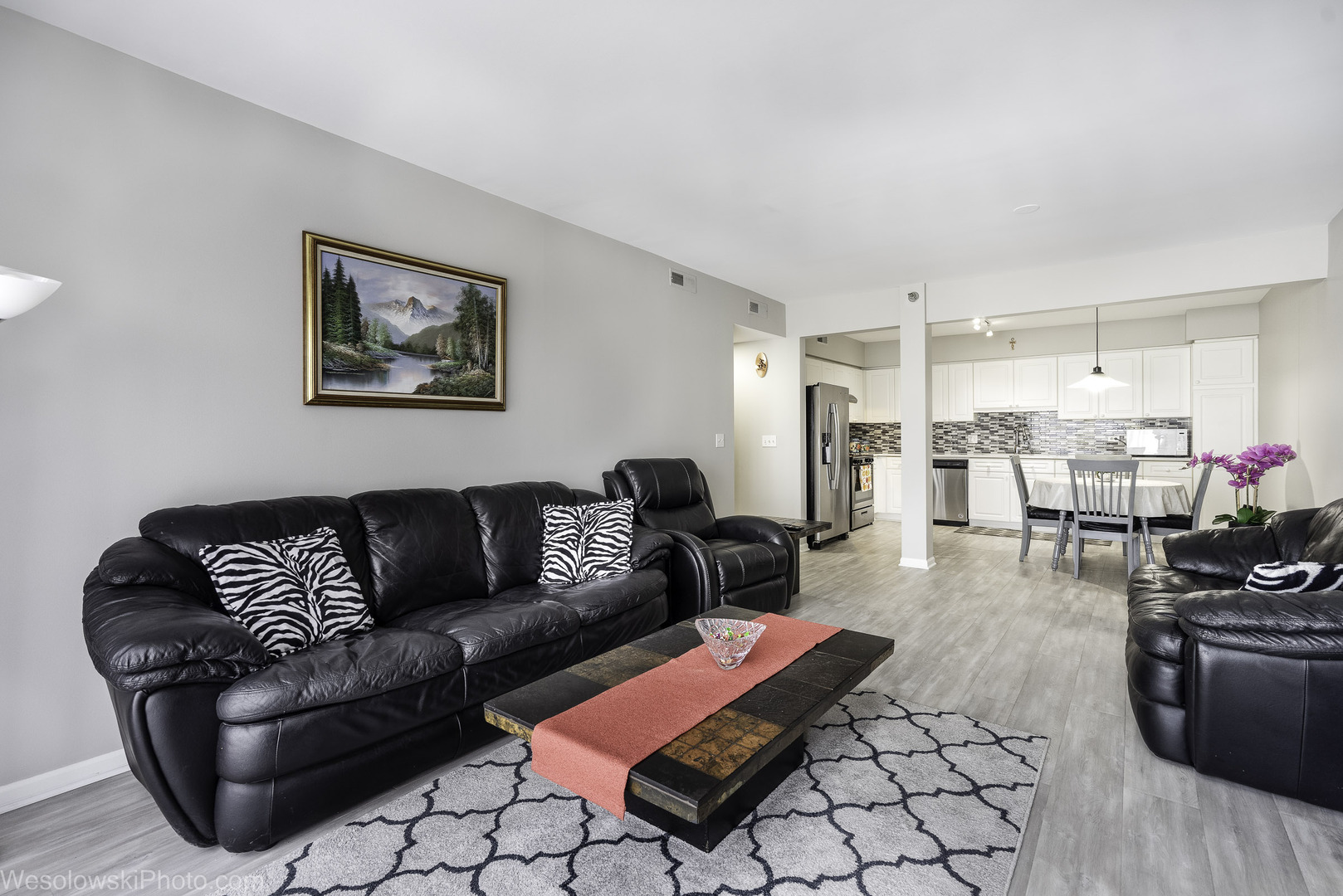 7091 W Touhy Avenue #505, Niles, IL 60714