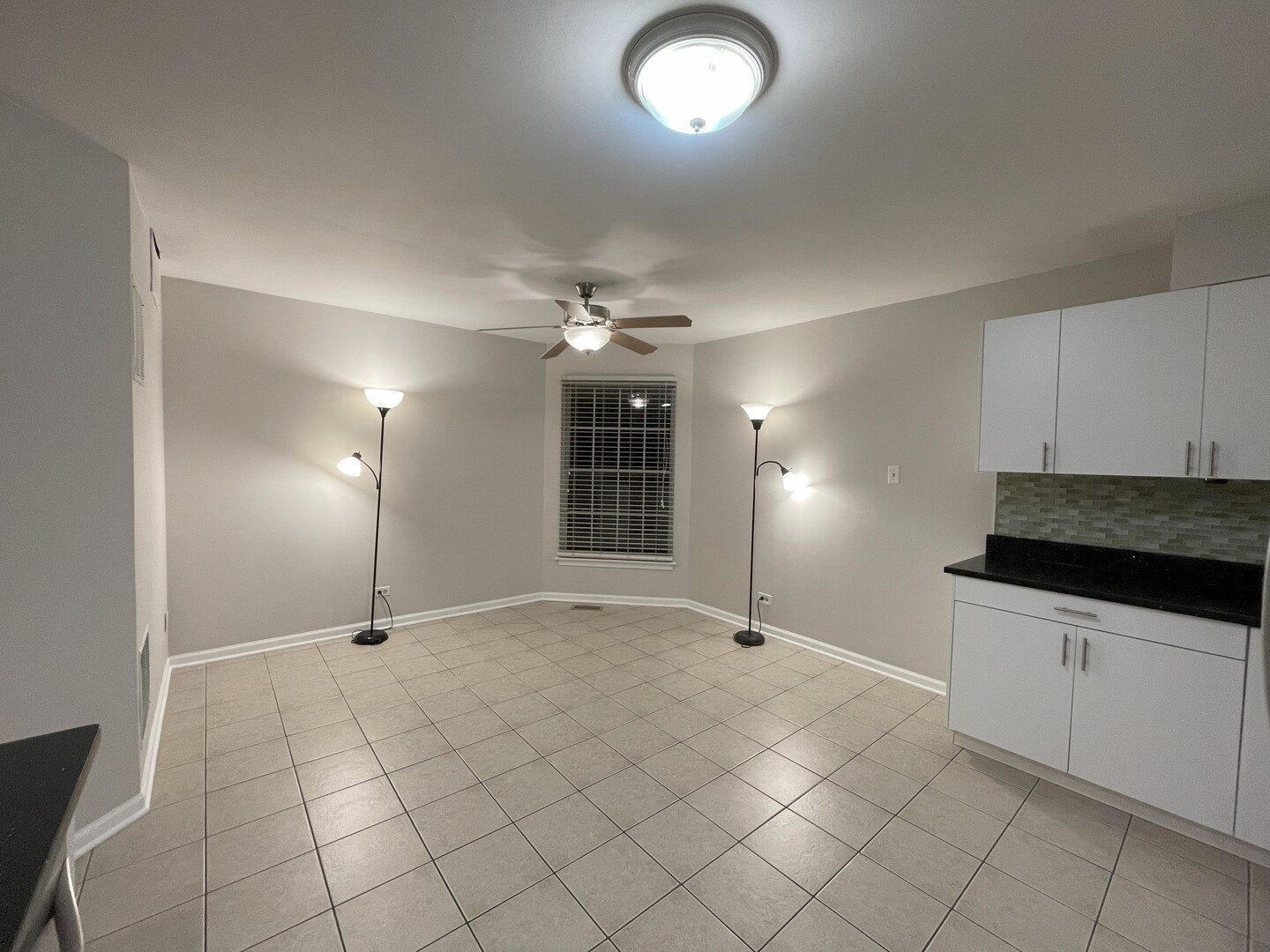243 Old Oak Court #243, Buffalo Grove, IL 60089