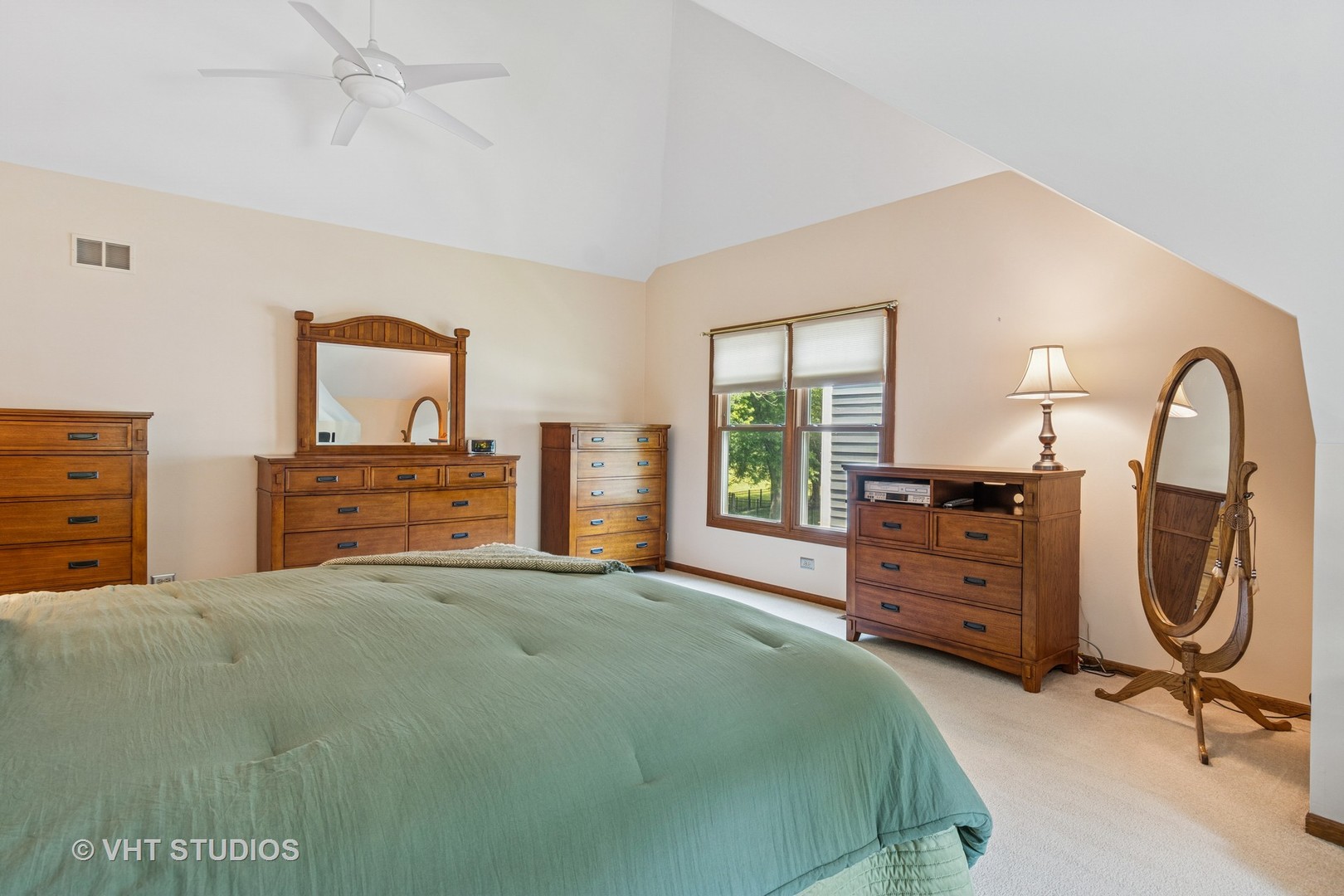 321 Breckenridge Drive, Aurora, IL 60504