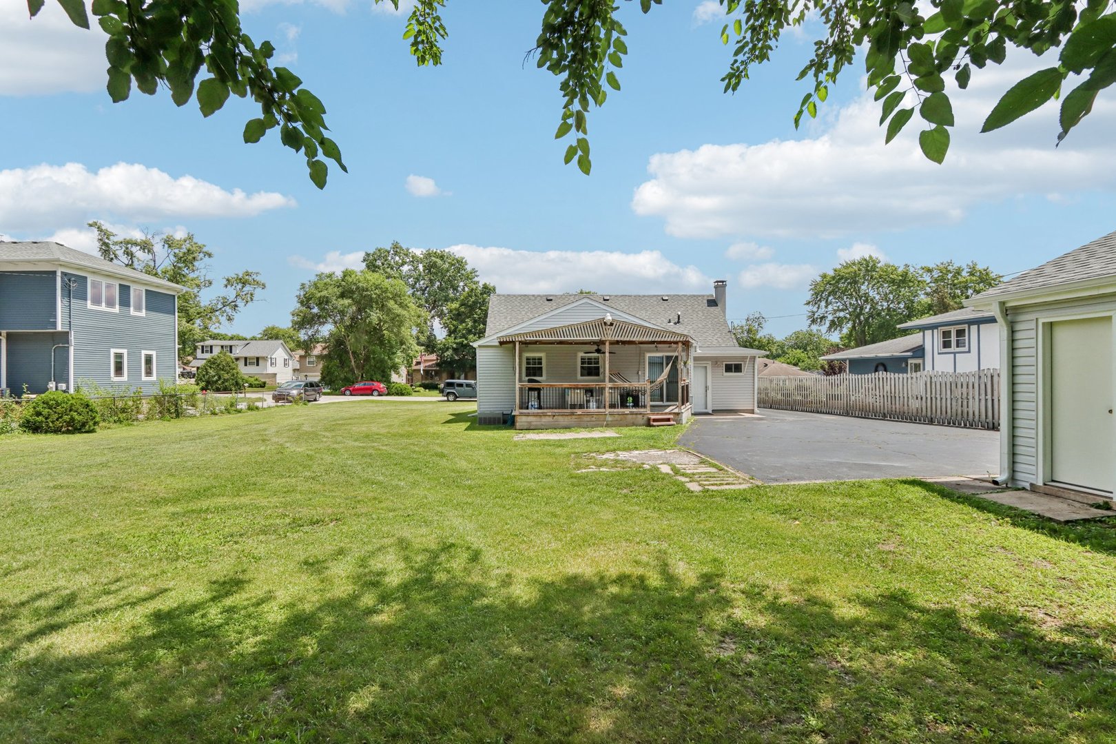 3816 N Washington Street, Westmont, IL 60559