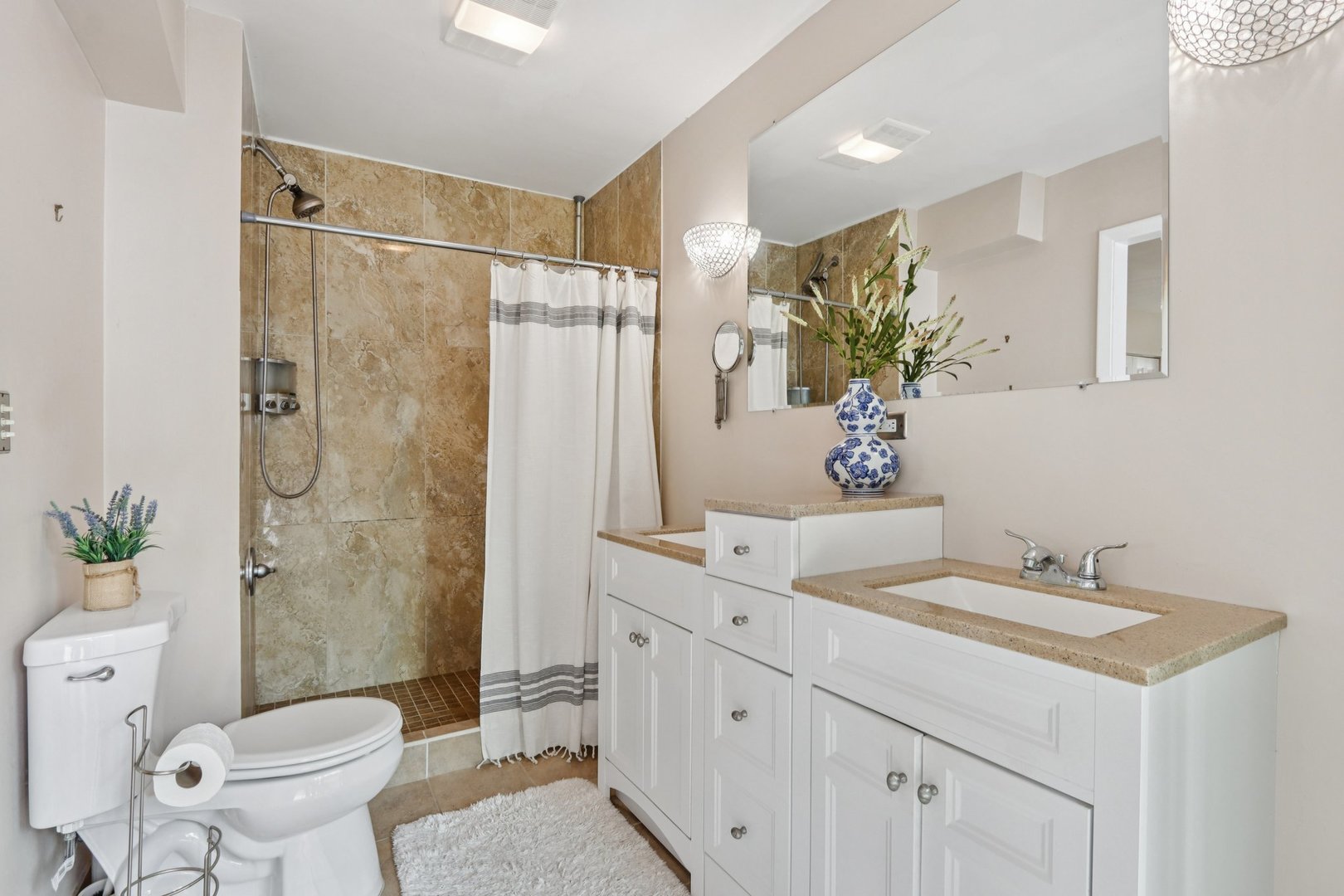 3816 N Washington Street, Westmont, IL 60559