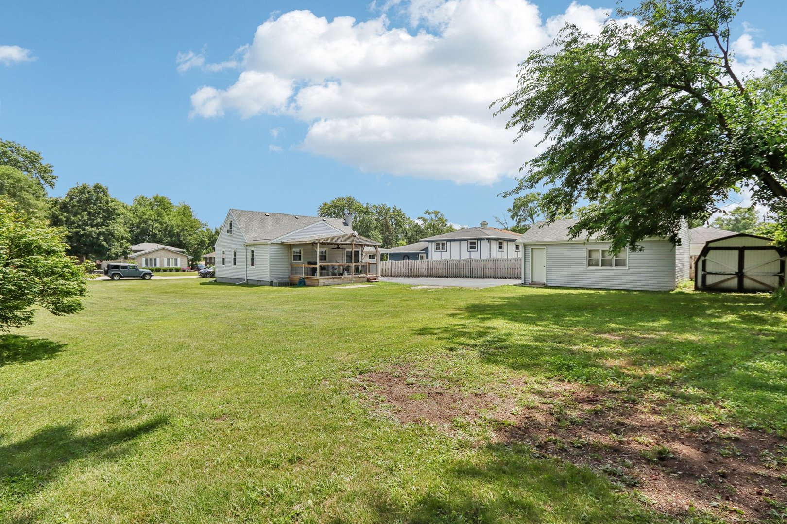 3816 N Washington Street, Westmont, IL 60559