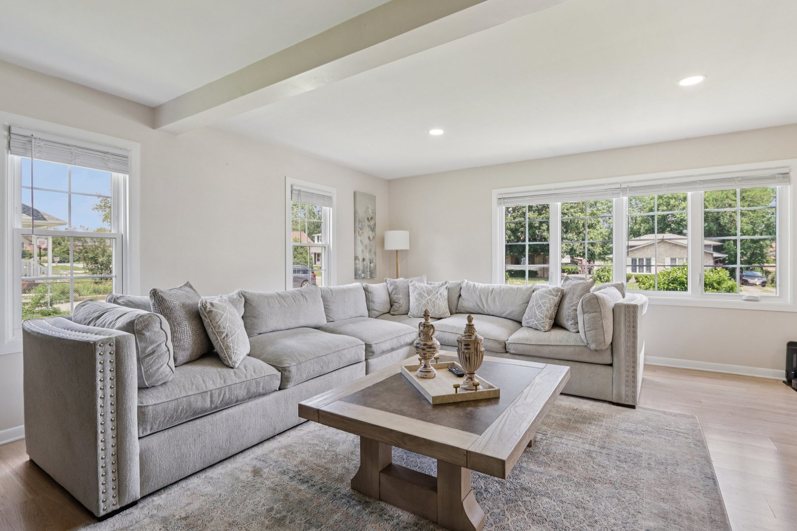 3816 N Washington Street, Westmont, IL 60559