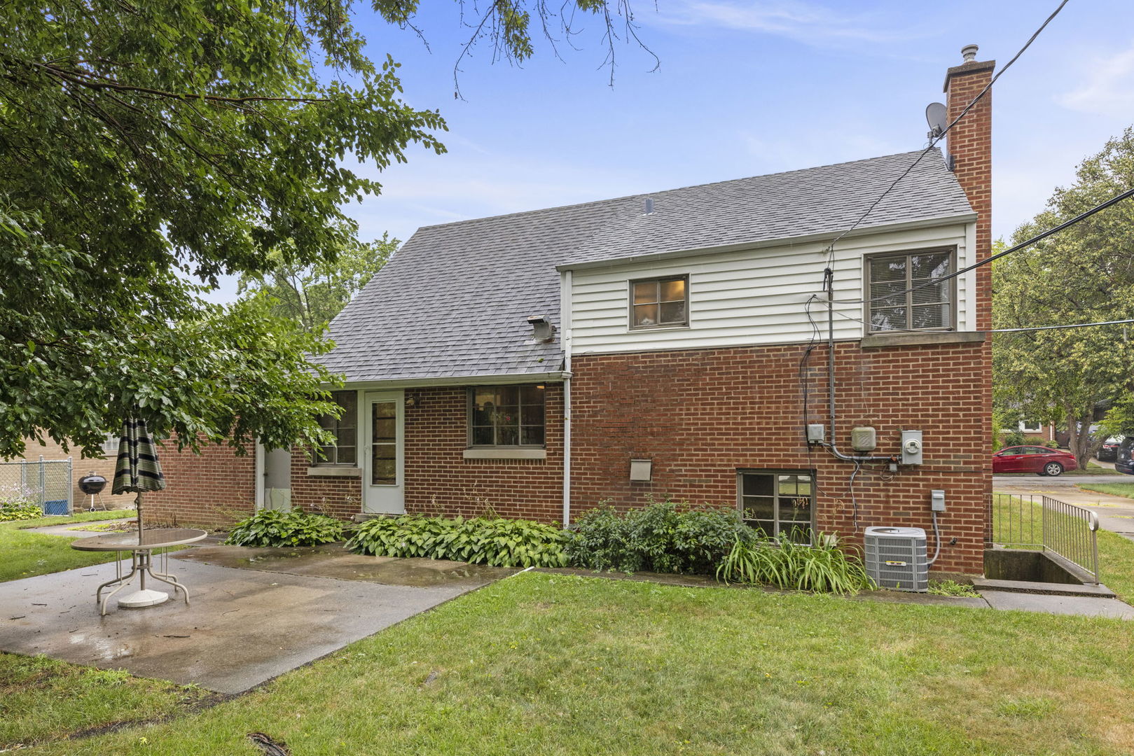18508 Clyde Road, Homewood, IL 60430