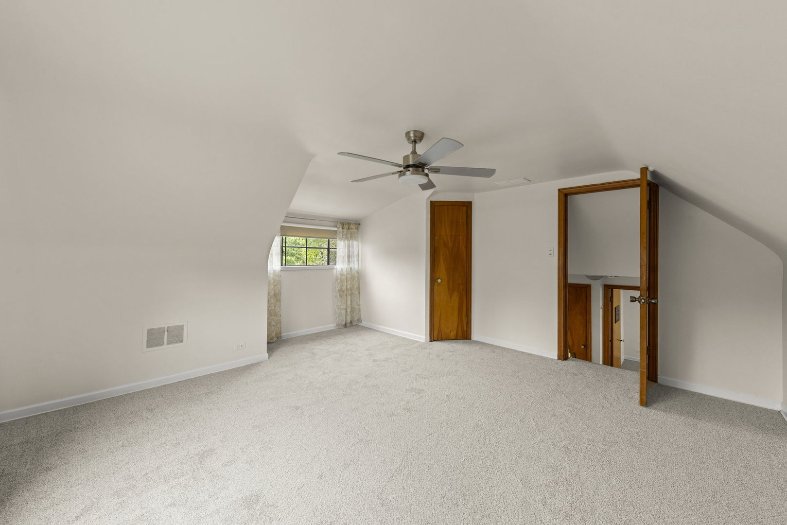 18508 Clyde Road, Homewood, IL 60430
