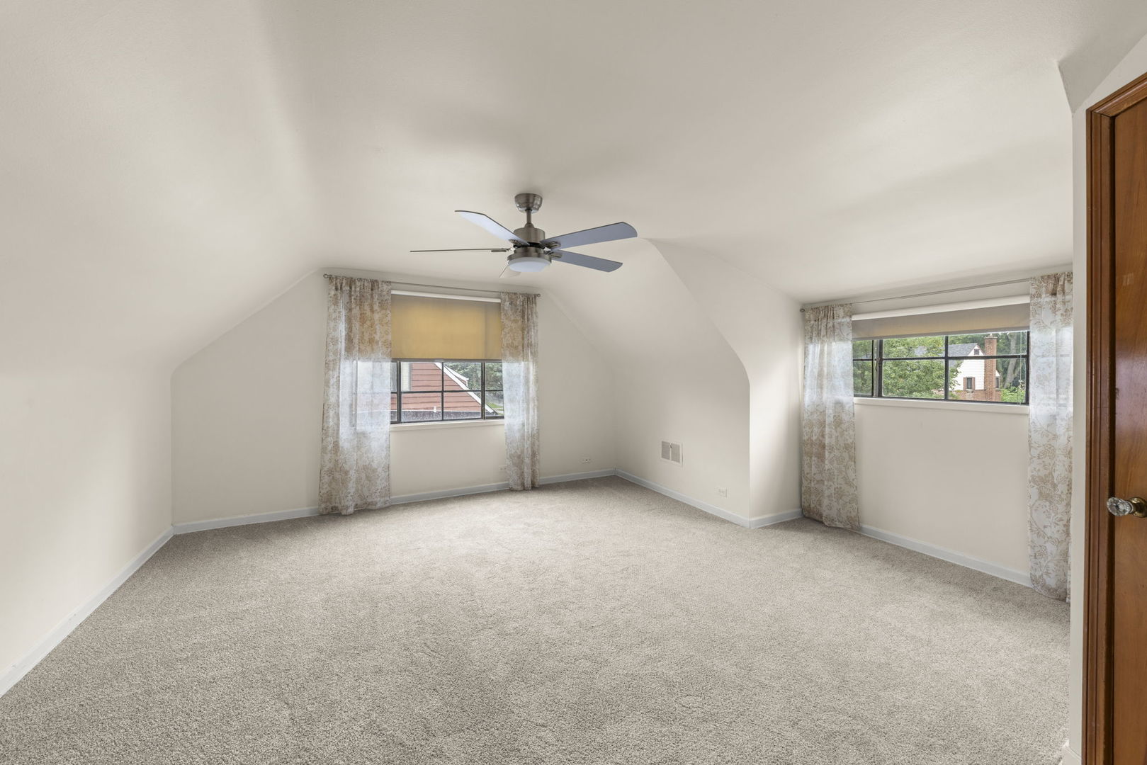 18508 Clyde Road, Homewood, IL 60430