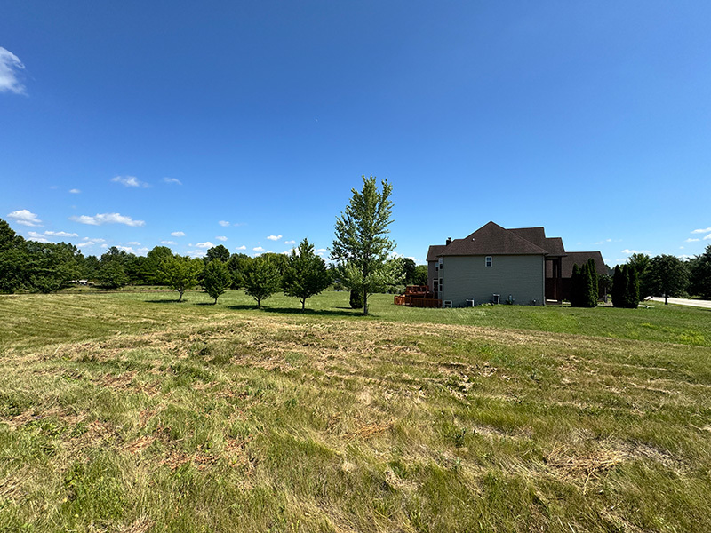 24 Autumn Court, St. Charles, IL 60175