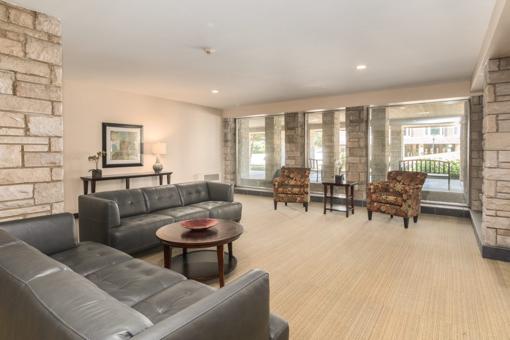 401 Ascot Drive #1C, Park Ridge, IL 60068