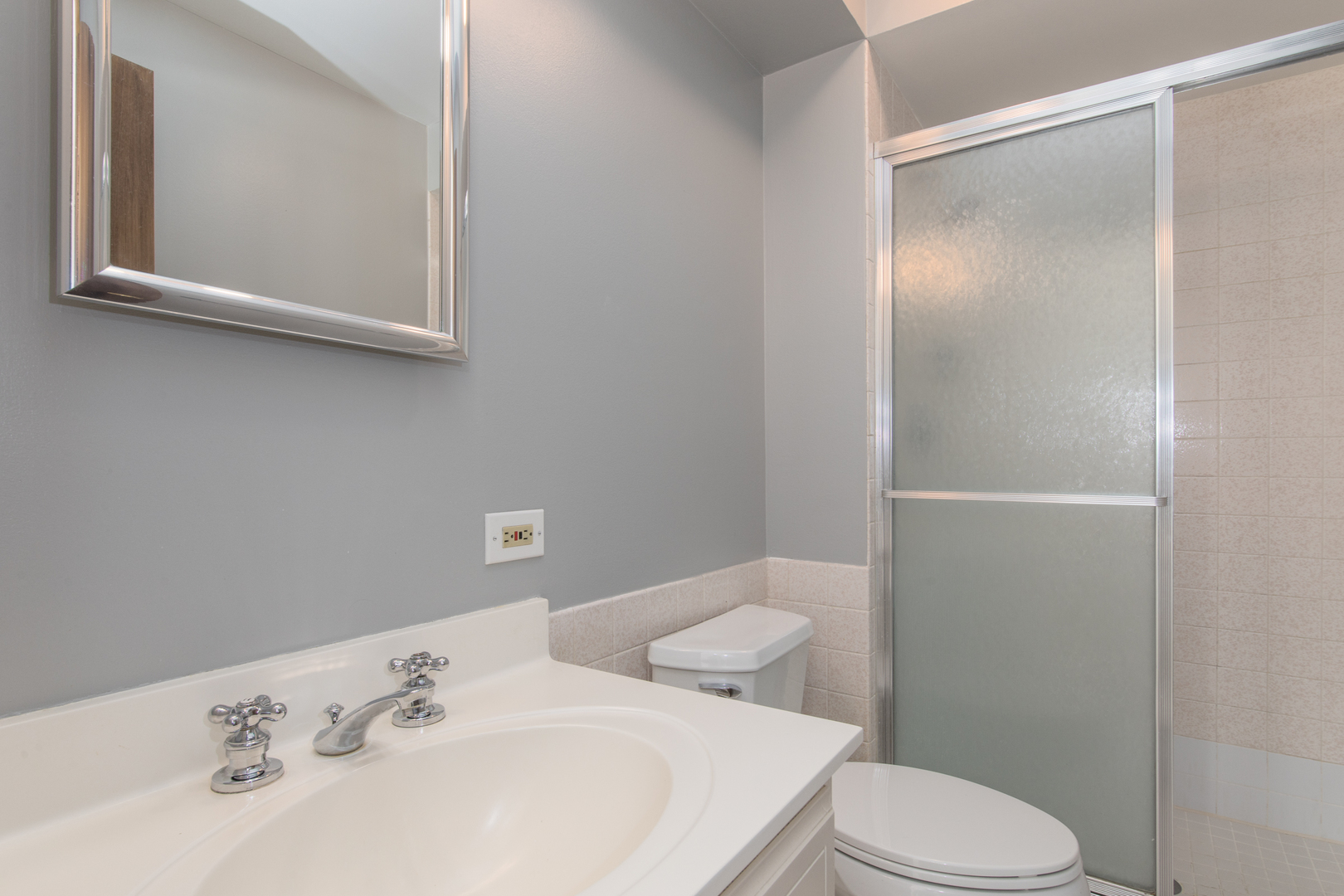 401 Ascot Drive #1C, Park Ridge, IL 60068