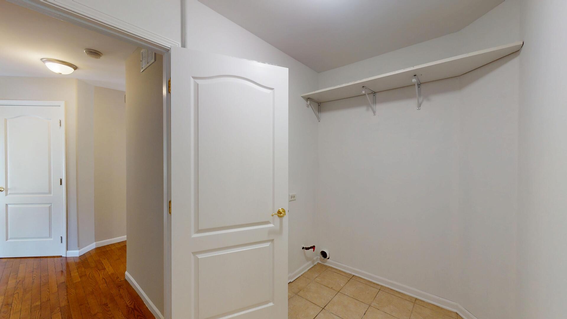1305 Campbell Street, Joliet, IL 60435