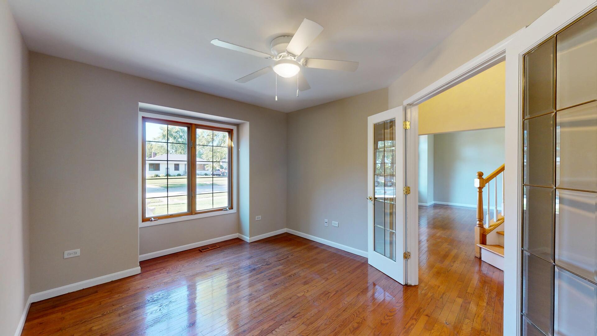 1305 Campbell Street, Joliet, IL 60435
