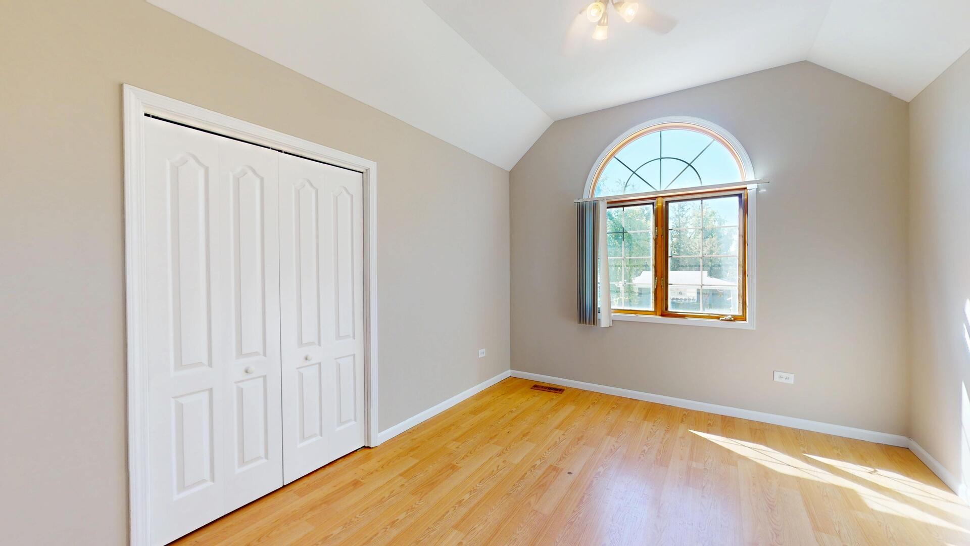 1305 Campbell Street, Joliet, IL 60435