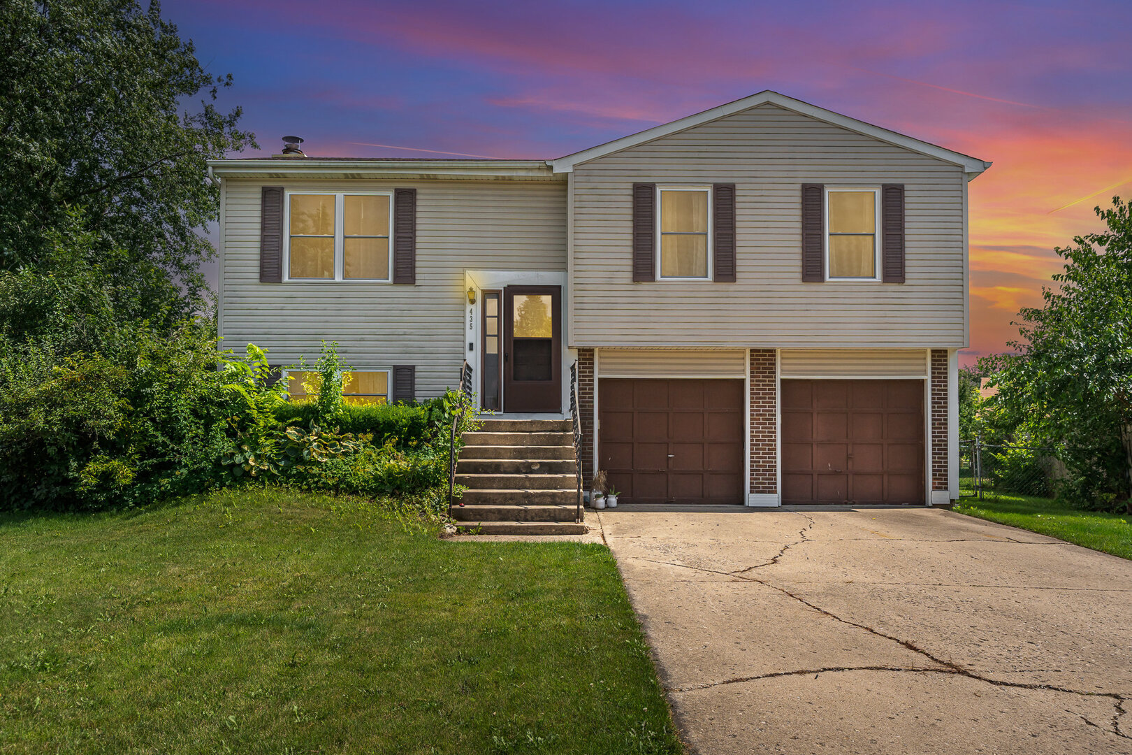 435 Navajo Court, Bolingbrook, IL 60440